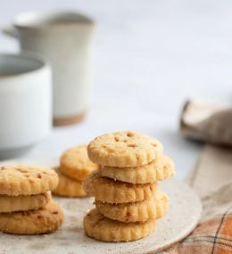 Douglas Sweets Salted Caramel Shortbread Cookies