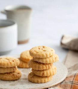 Douglas Sweets Salted Caramel Shortbread Cookies