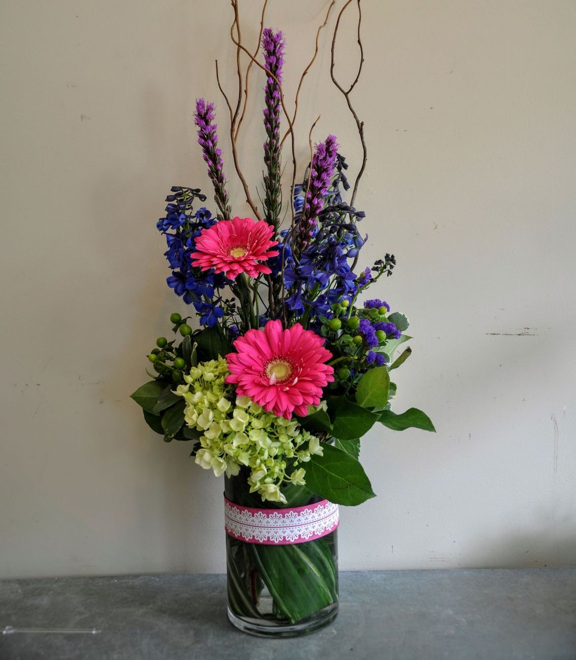 Garden Burst Bouquet | Signature Arrangements | Halladay's Flowers