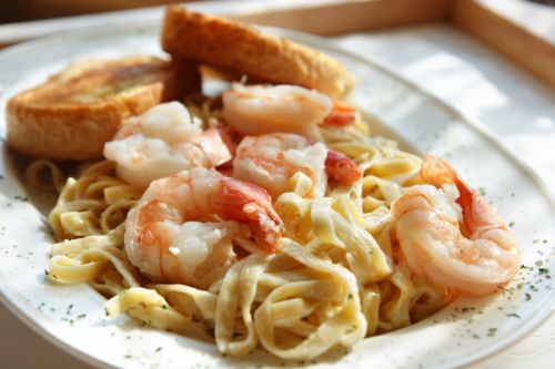 Shrimp Scampi in Light Cream Sauce