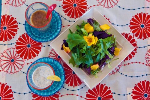 Creamy Tomato Basil Dressing