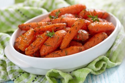 Fresh Carrots with Dilly Butter