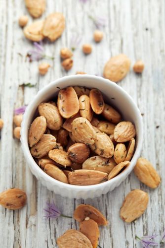 Rosemary & Garlic Roasted Almonds