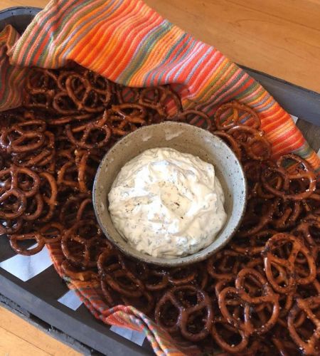 Buffalo Blue Cheese Pretzels w/Ranch Dip